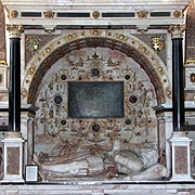 Sir Giles Reed's Monument in Bredon Church